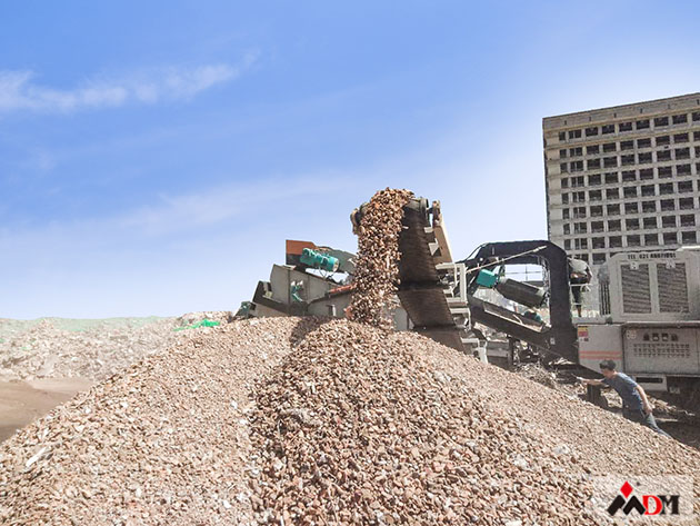 重庆200-250t/h石灰石移动破碎生产线